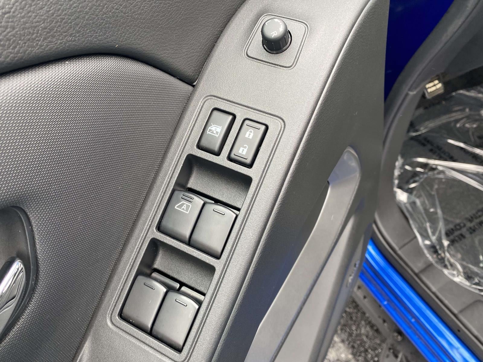 2024 Nissan Frontier SL