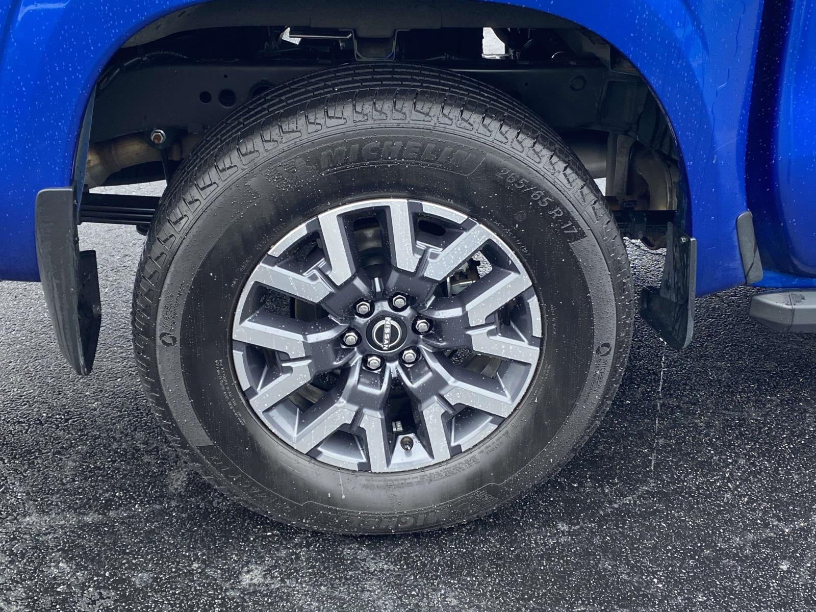 2024 Nissan Frontier SL