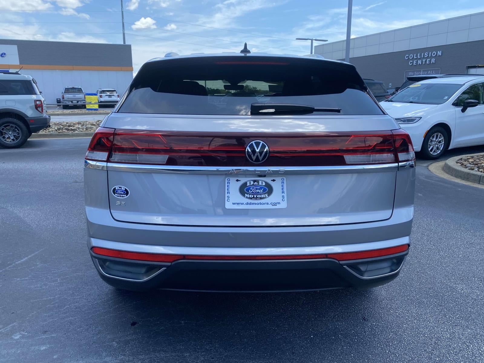 2024 Volkswagen Atlas Cross Sport 2.0T SE
