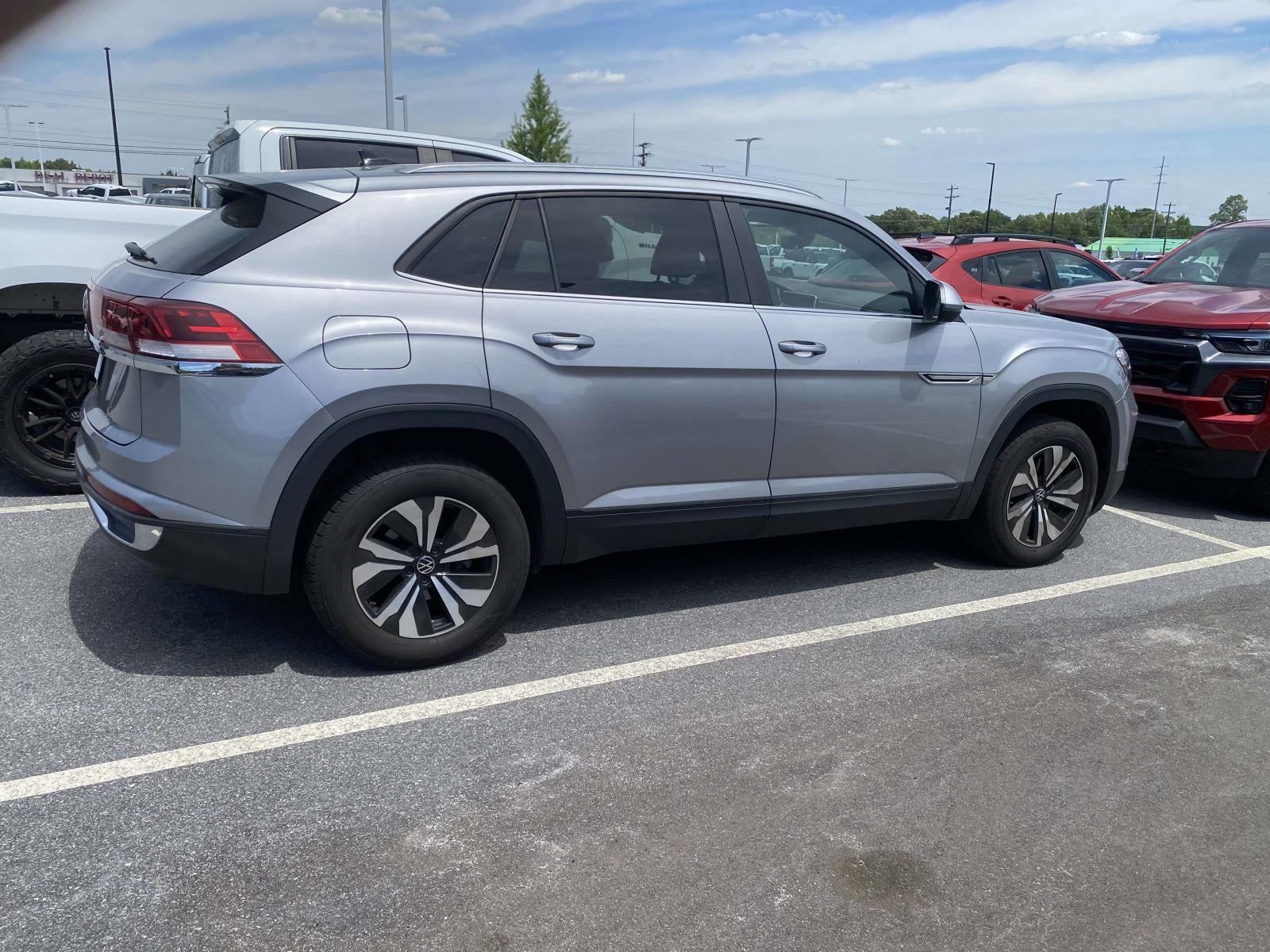 2024 Volkswagen Atlas Cross Sport 2.0T SE
