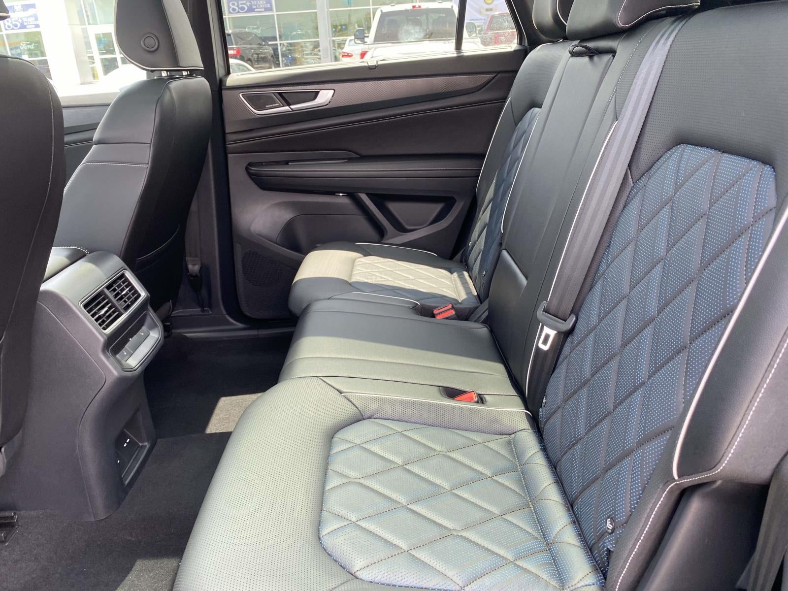 2024 Volkswagen Atlas Cross Sport 2.0T SEL Premium R-Line