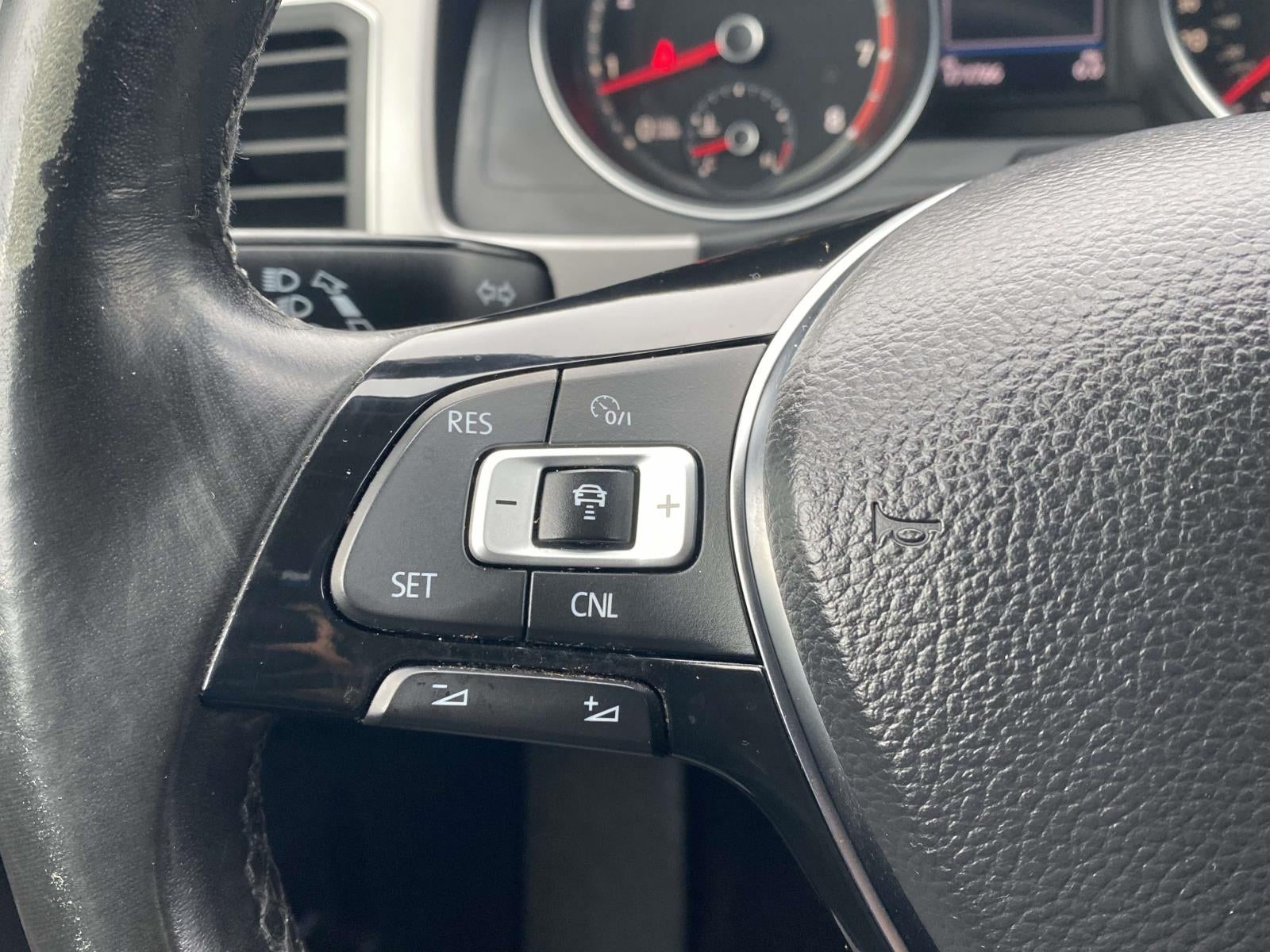 2018 Volkswagen Atlas 3.6L V6 SE w/Technology