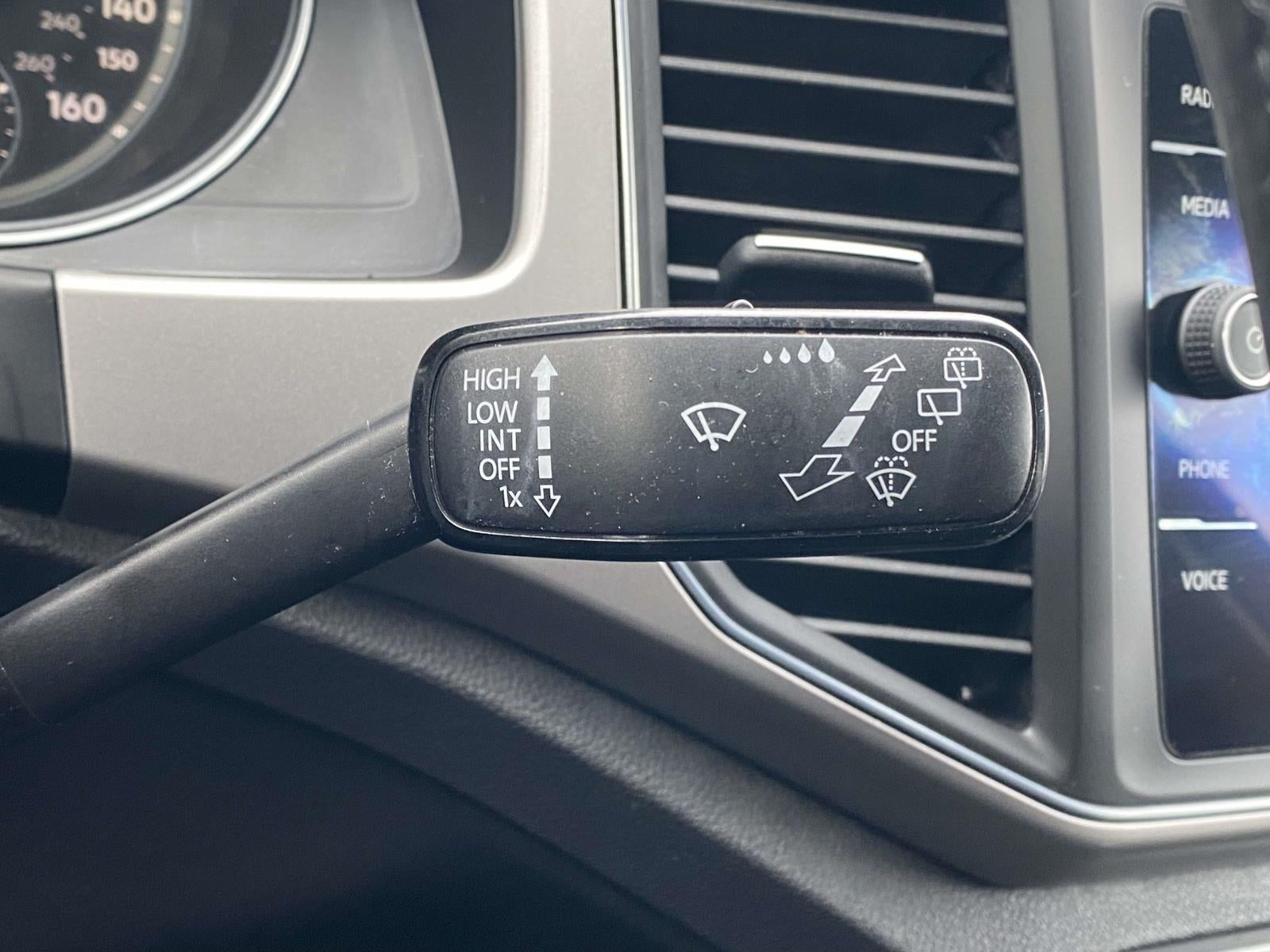 2018 Volkswagen Atlas 3.6L V6 SE w/Technology