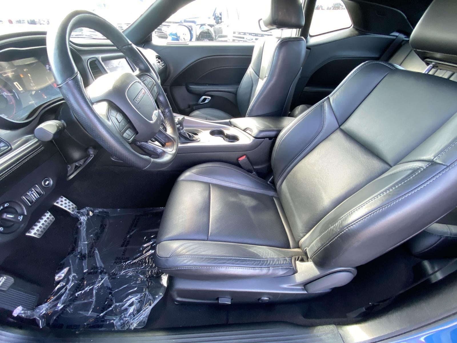 2022 Dodge Challenger SXT