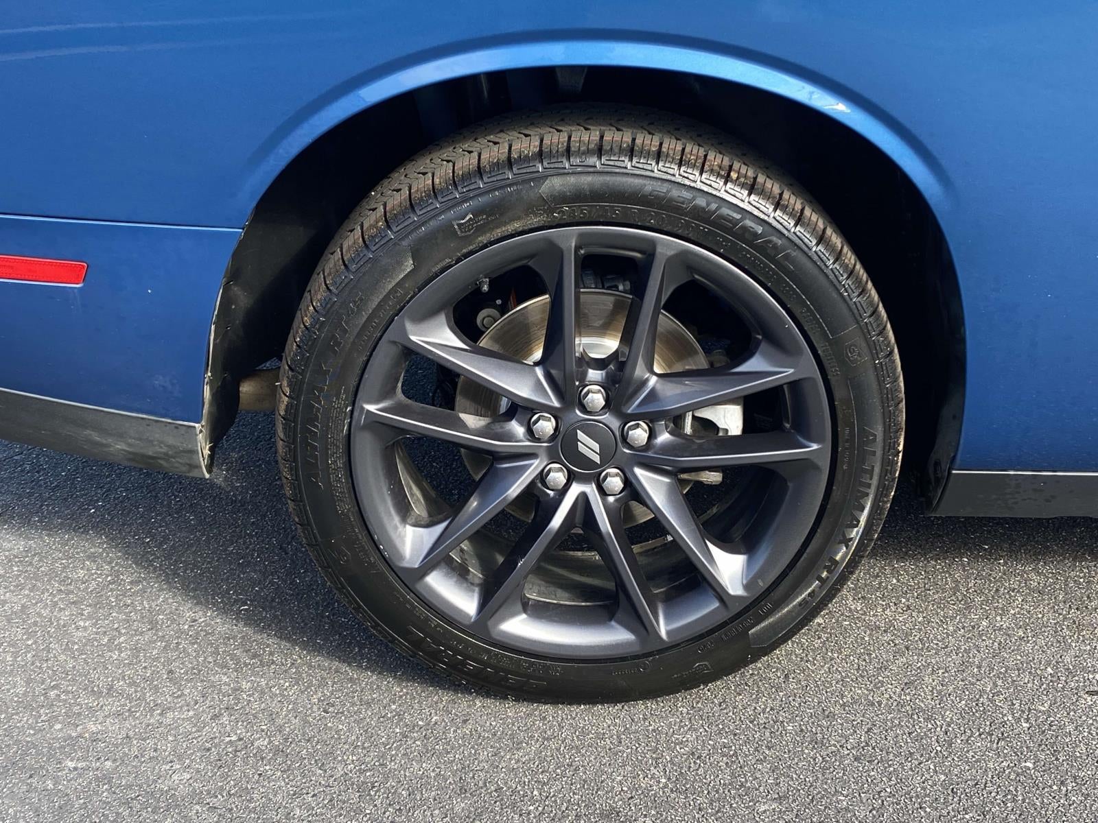 2022 Dodge Challenger SXT