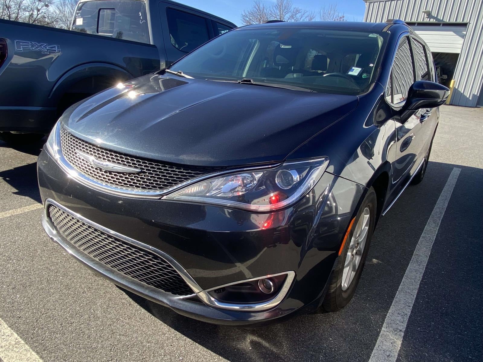 2020 Chrysler Pacifica Touring L