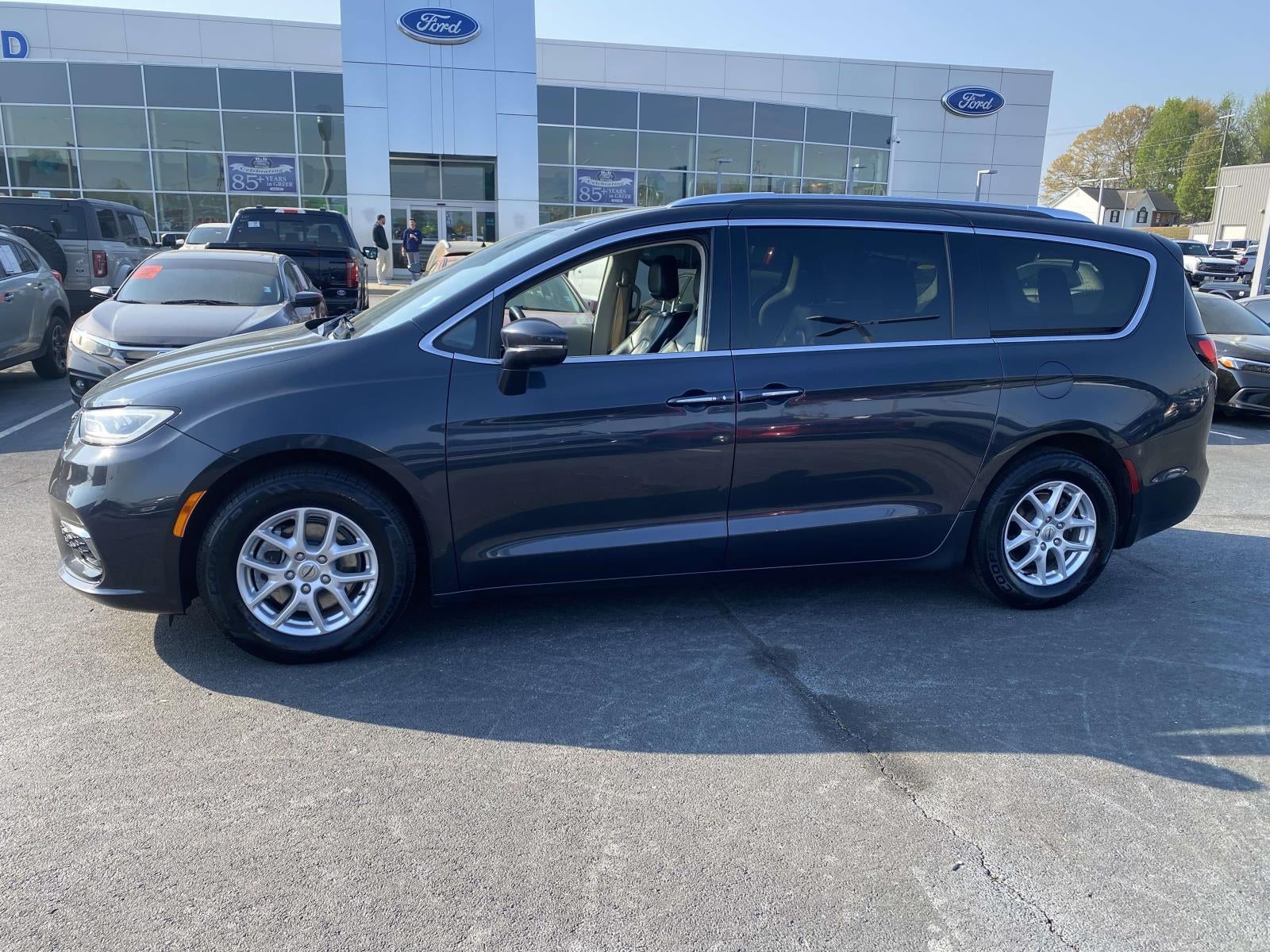 2021 Chrysler Pacifica Touring L