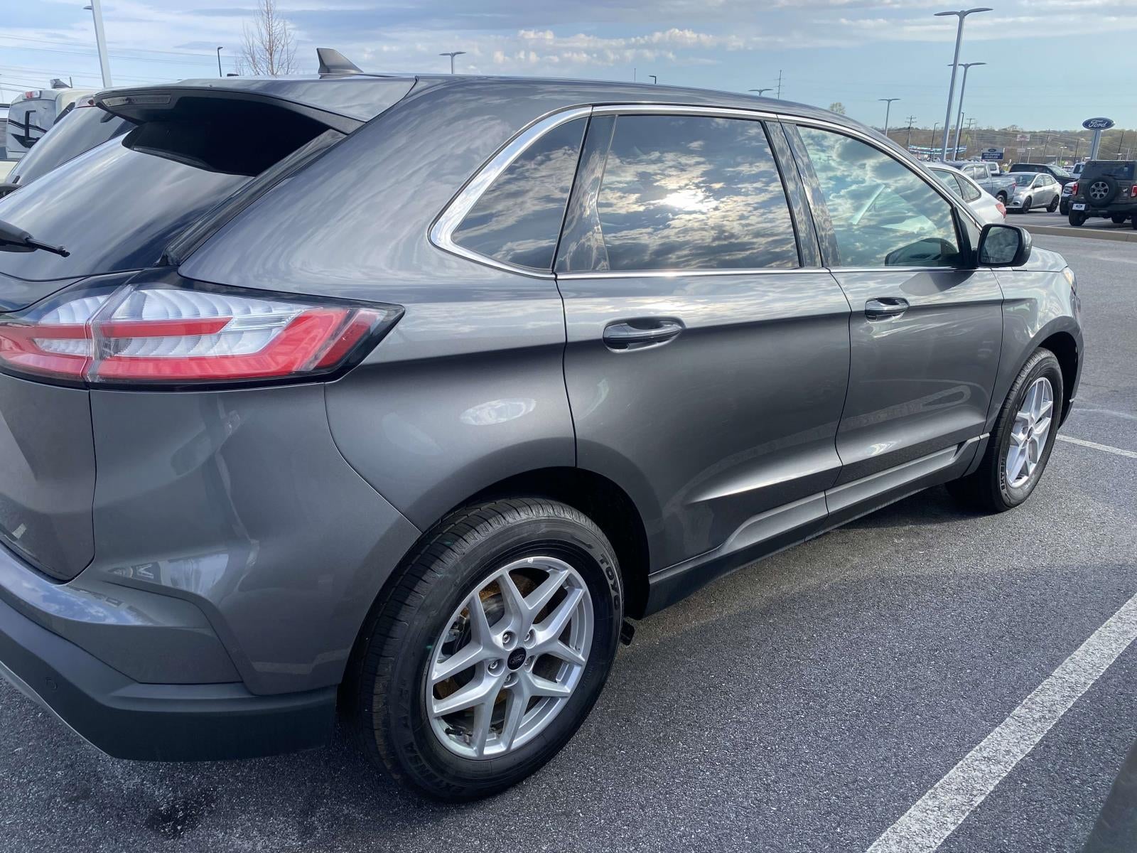 2023 Ford Edge SEL