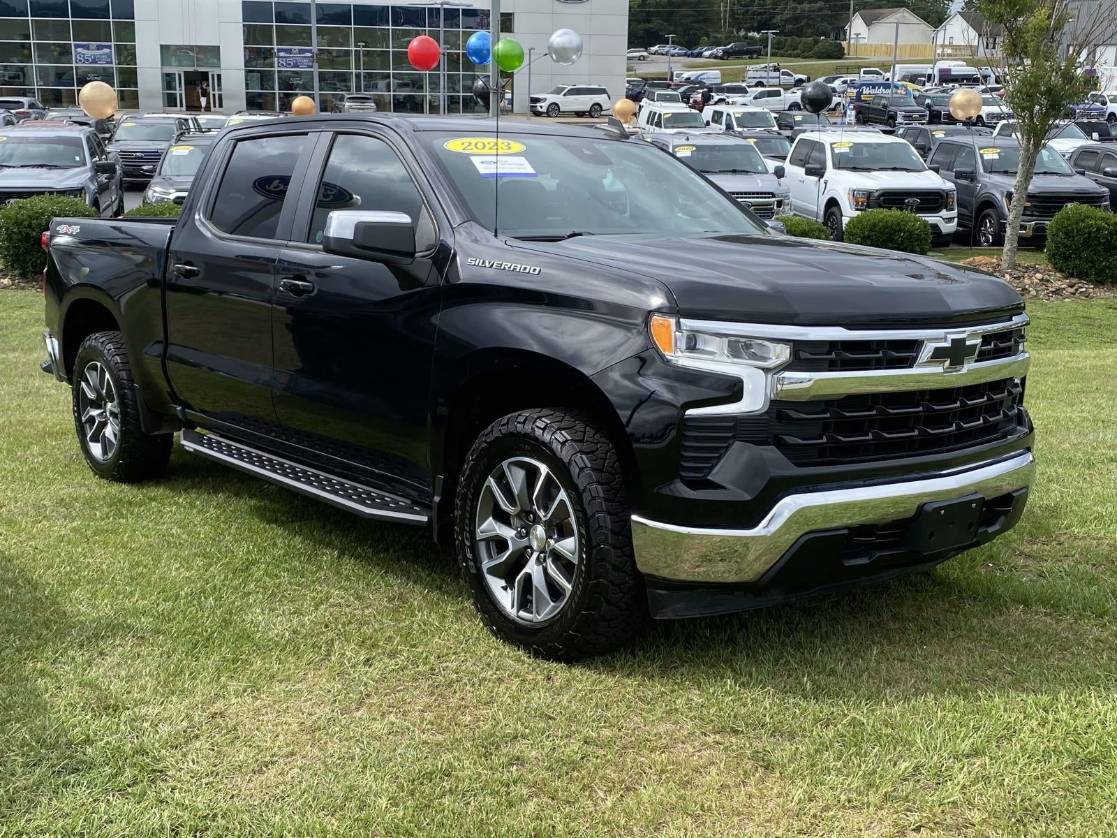 2023 Chevrolet Silverado 1500 LT LT1