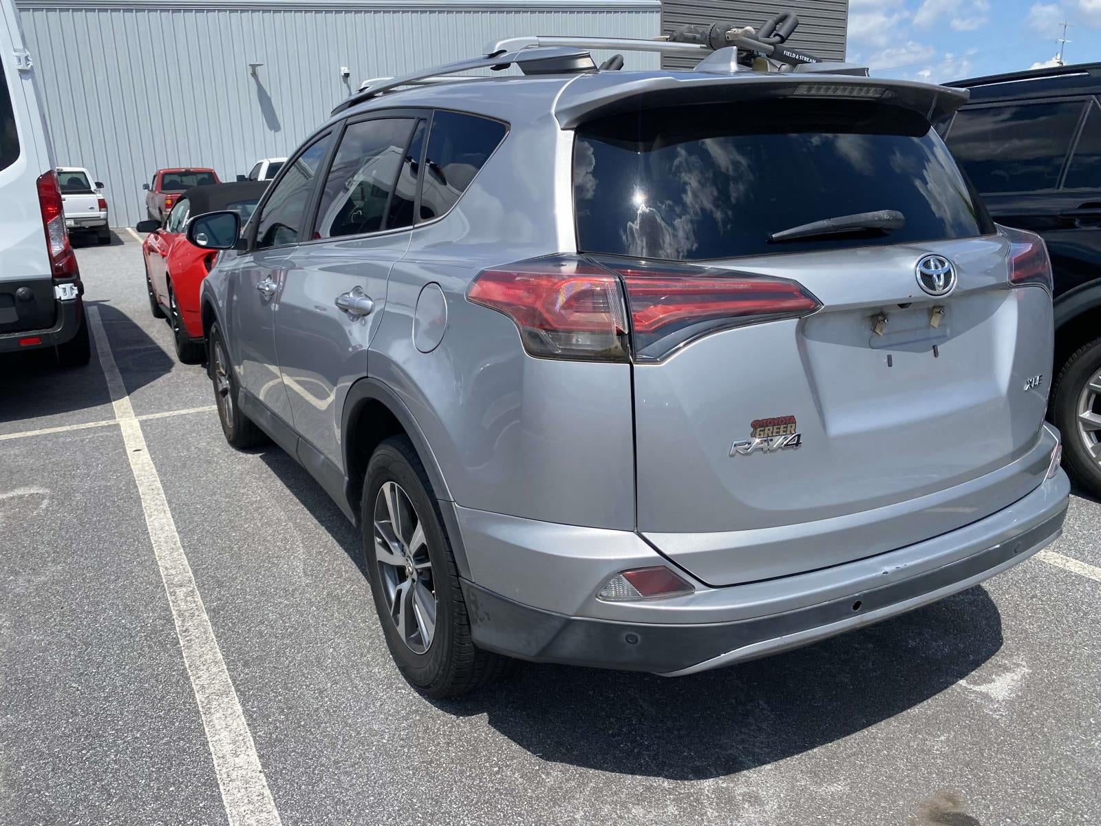 2018 Toyota RAV4 XLE