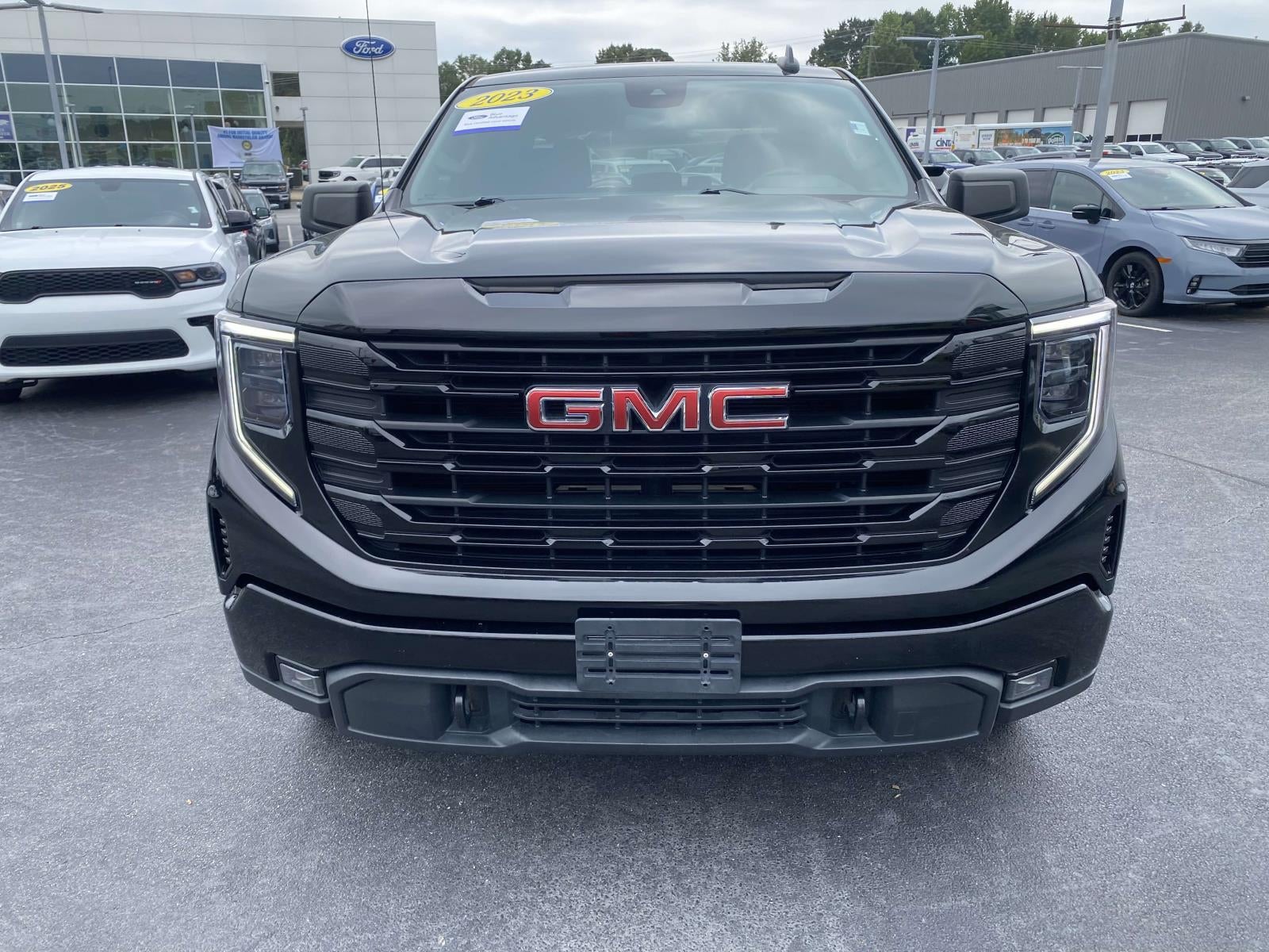 2023 GMC Sierra 1500 Elevation