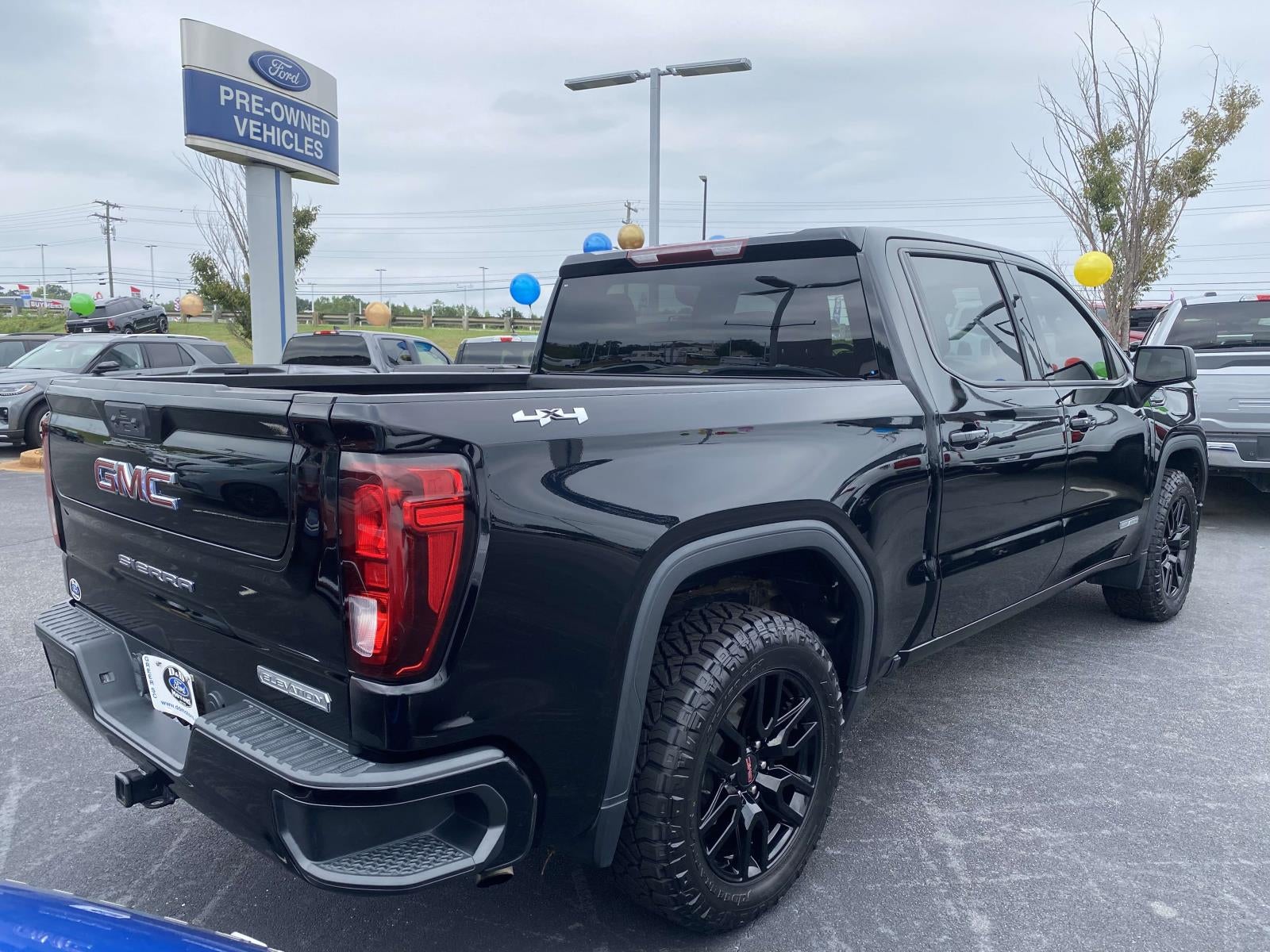 2023 GMC Sierra 1500 Elevation