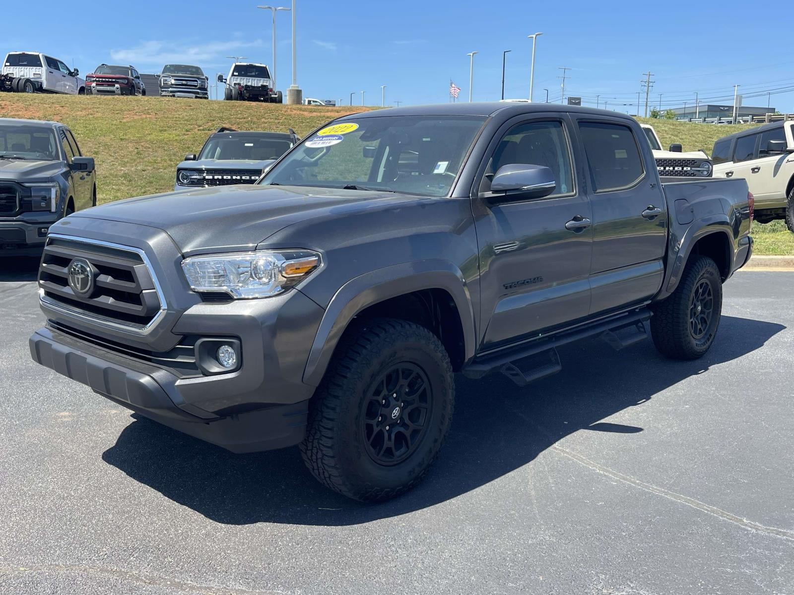 2022 Toyota Tacoma SR5 V6