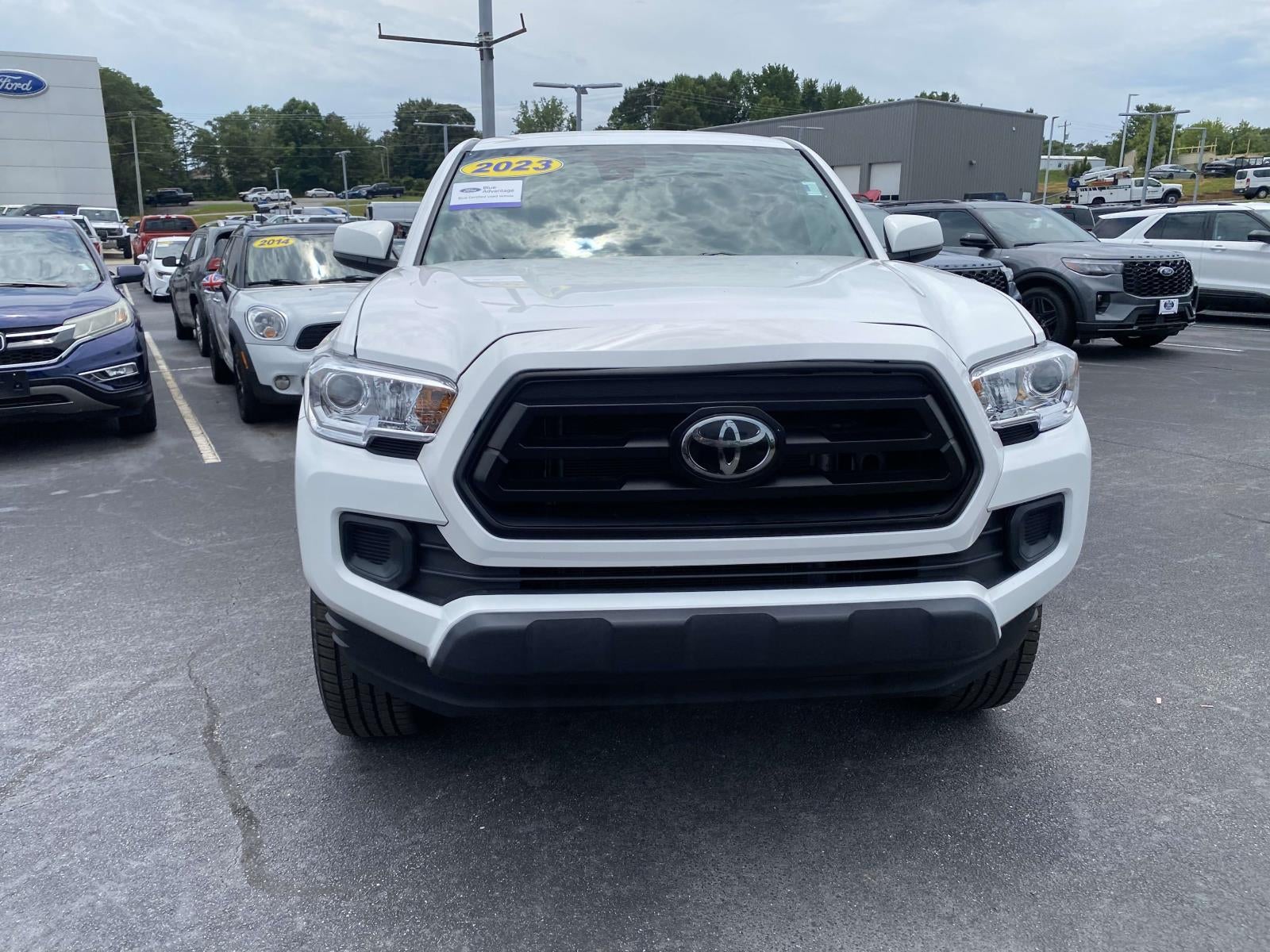 2023 Toyota Tacoma SR V6