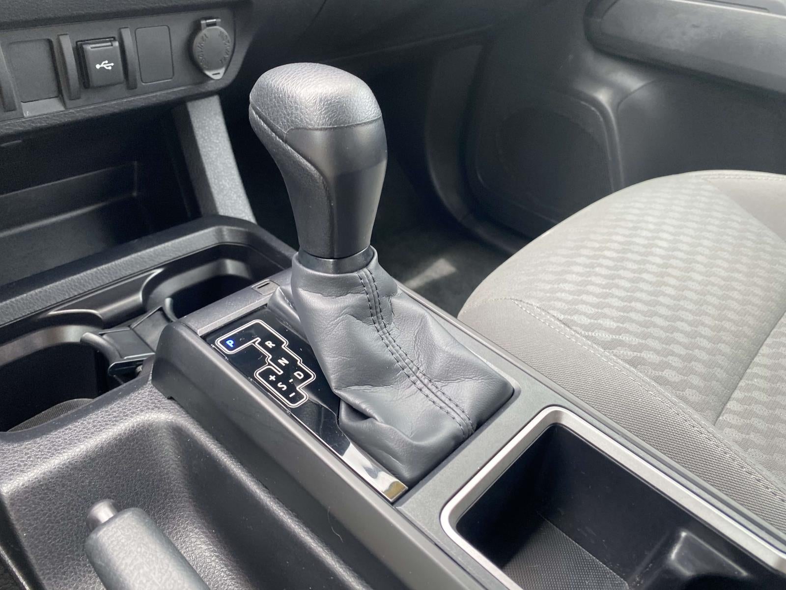 2023 Toyota Tacoma SR V6