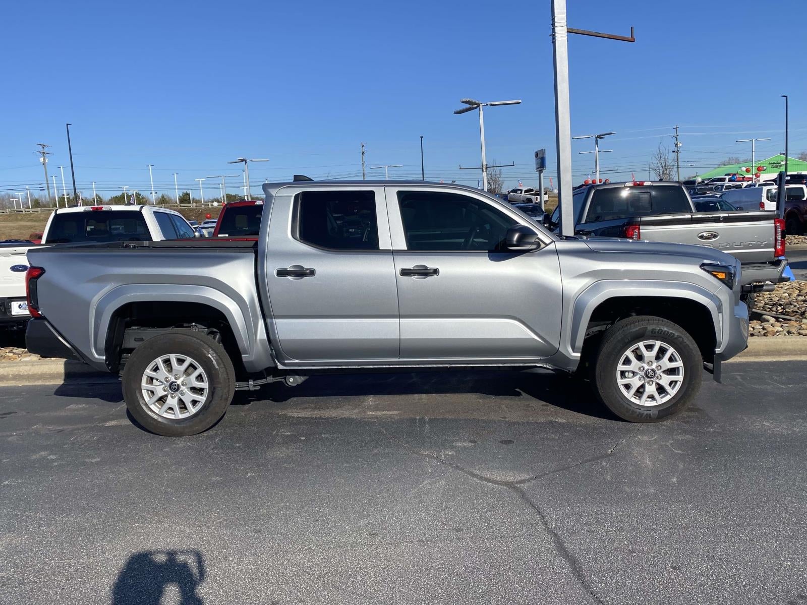 2025 Toyota Tacoma SR