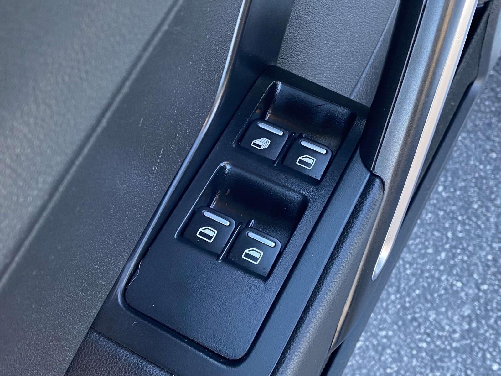 2014 Volkswagen Beetle 1.8T