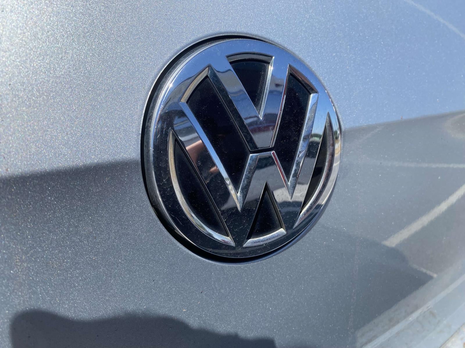 2016 Volkswagen Golf GTI S