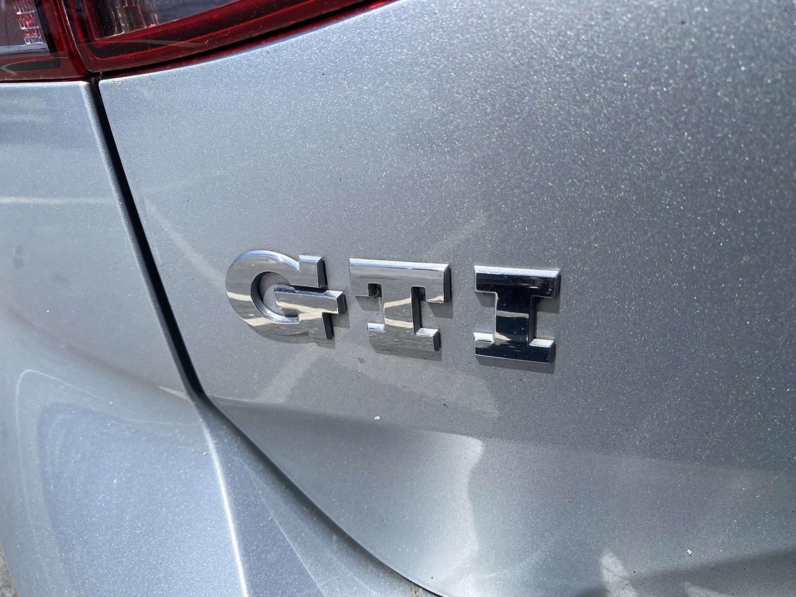 2016 Volkswagen Golf GTI S