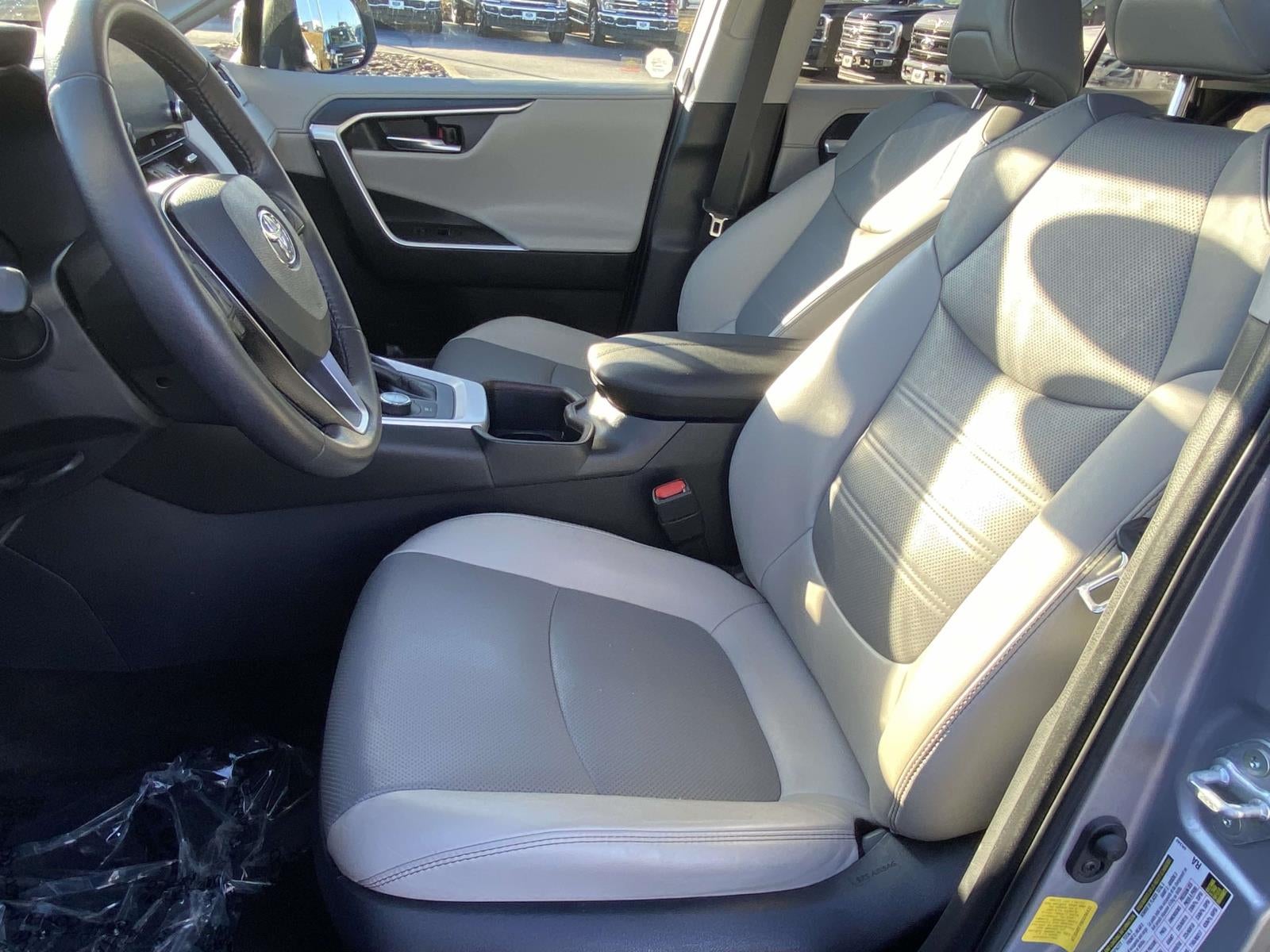 2022 Toyota RAV4 Hybrid Limited