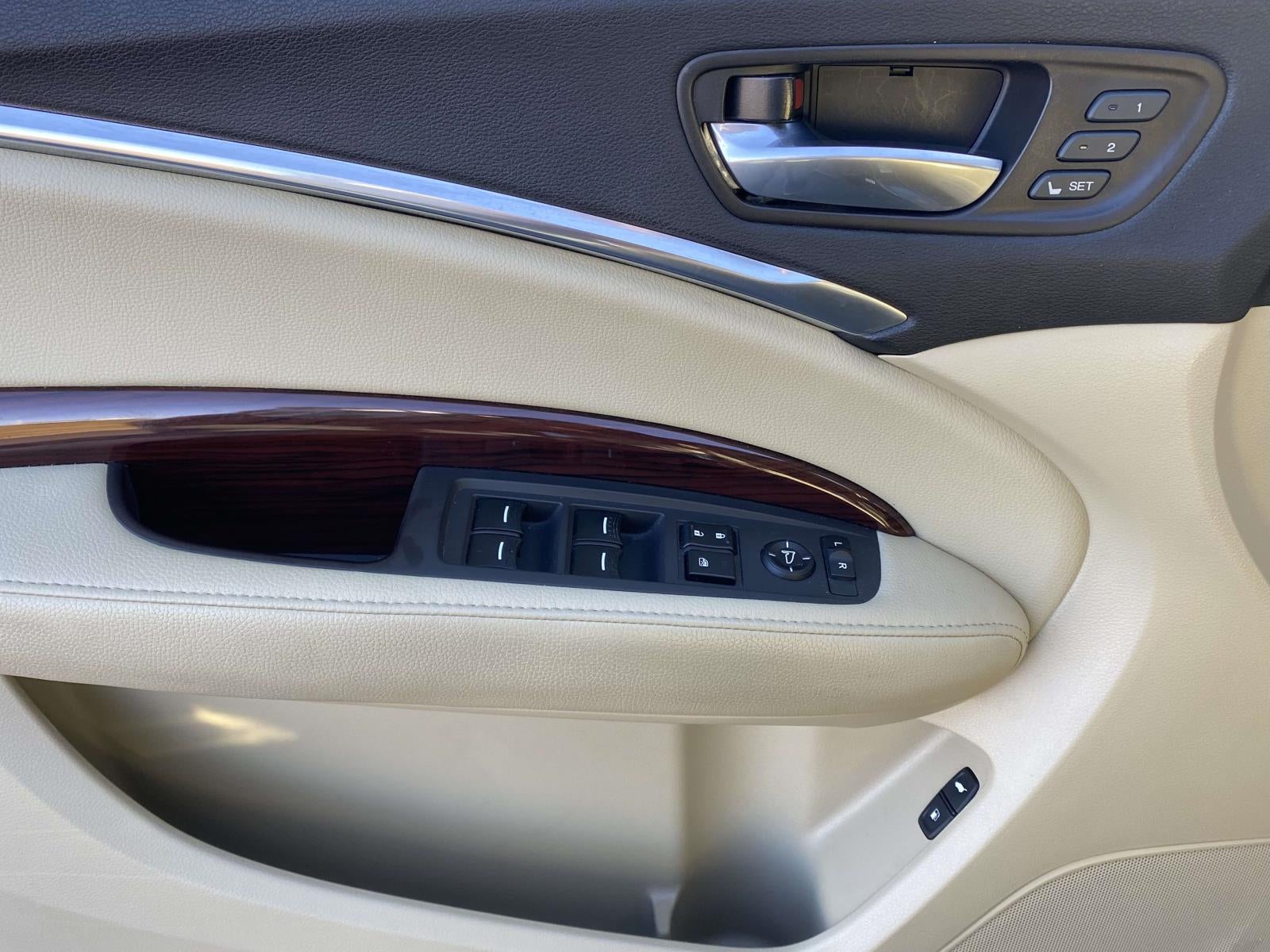 2016 Acura MDX 3.5L w/Technology Package & AcuraWatch Plus Pkgs