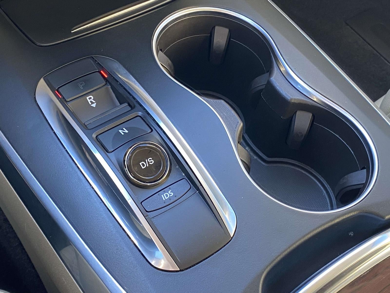 2016 Acura MDX 3.5L w/Technology Package & AcuraWatch Plus Pkgs