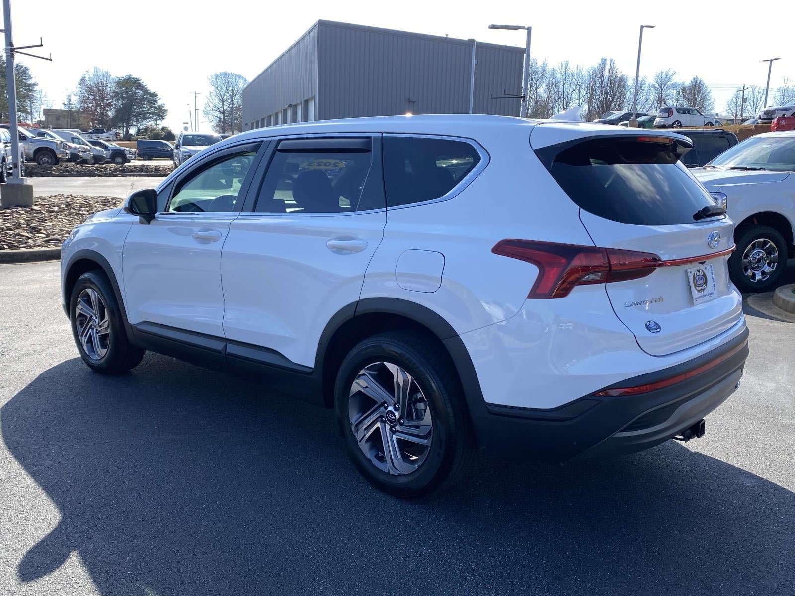 2023 Hyundai Santa Fe SE