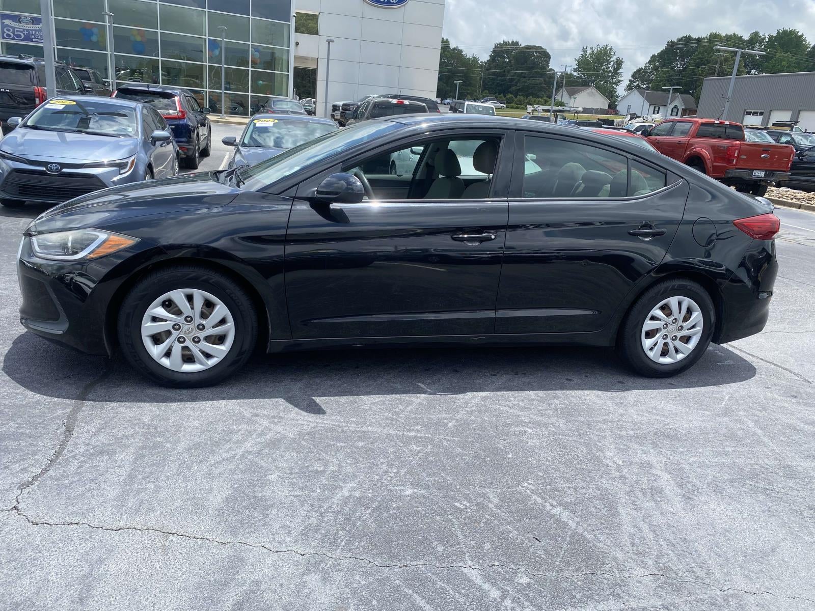 2018 Hyundai Elantra SE