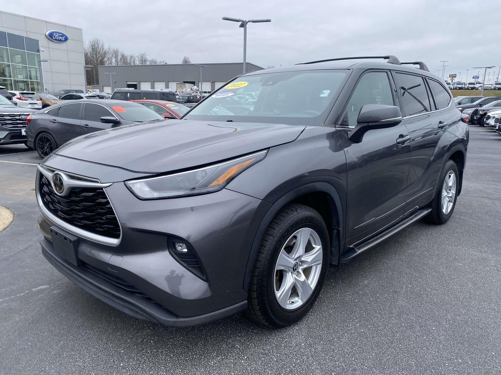 2022 Toyota Highlander LE