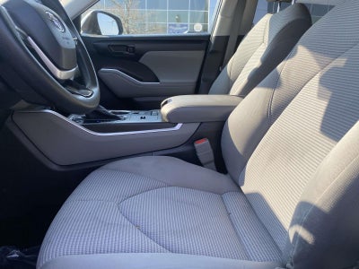 2022 Toyota Highlander L