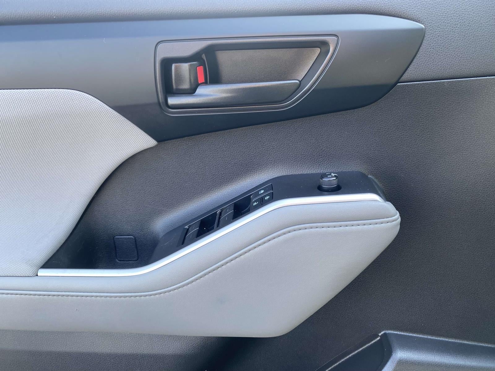 2022 Toyota Highlander L