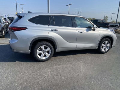 2022 Toyota Highlander L