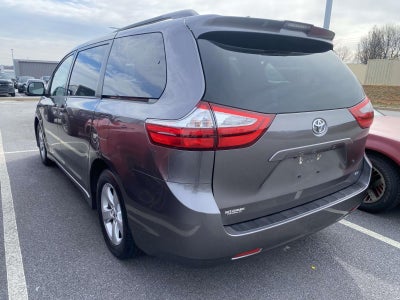 2019 Toyota Sienna LE 8 Passenger