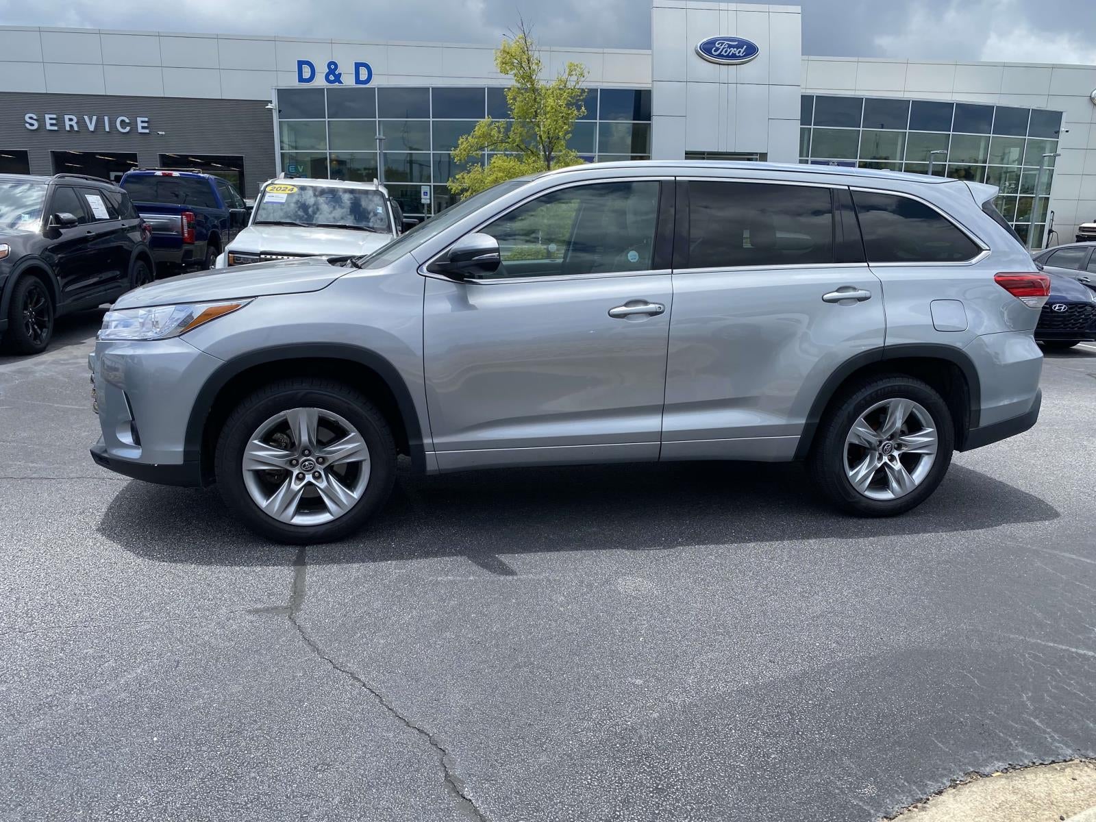2017 Toyota Highlander Limited
