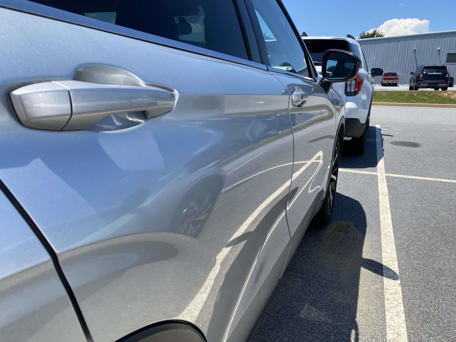 2022 Mitsubishi Outlander Base