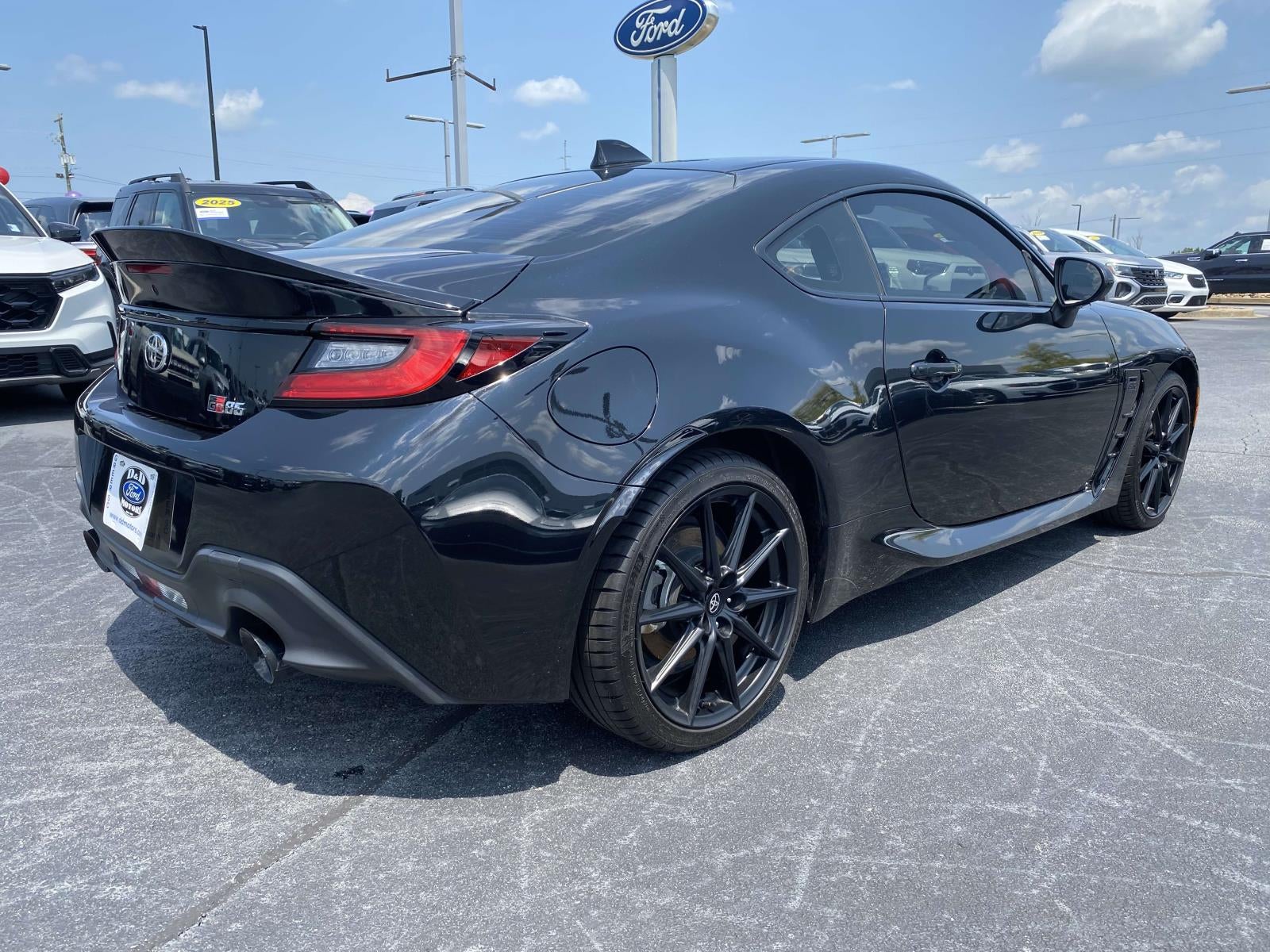2024 Toyota GR86 Premium
