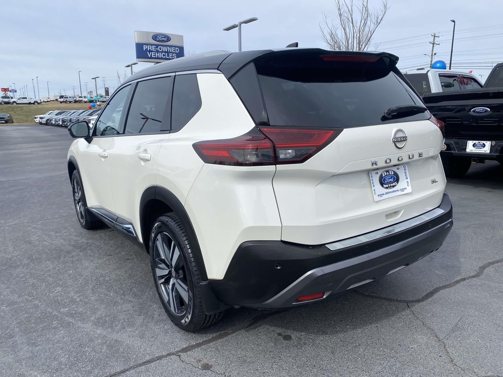 2022 Nissan Rogue SL
