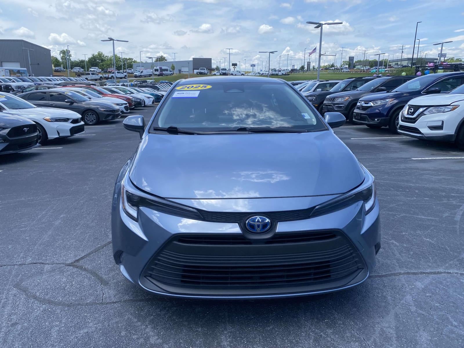 2025 Toyota Corolla Hybrid LE