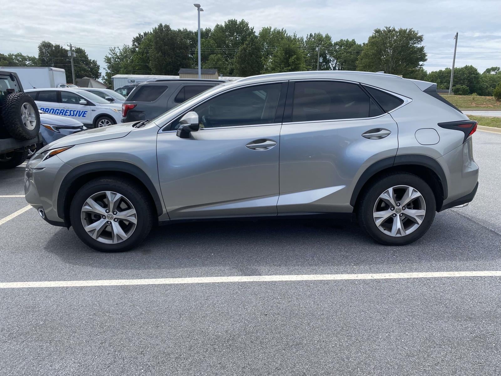 2017 Lexus NX 200t