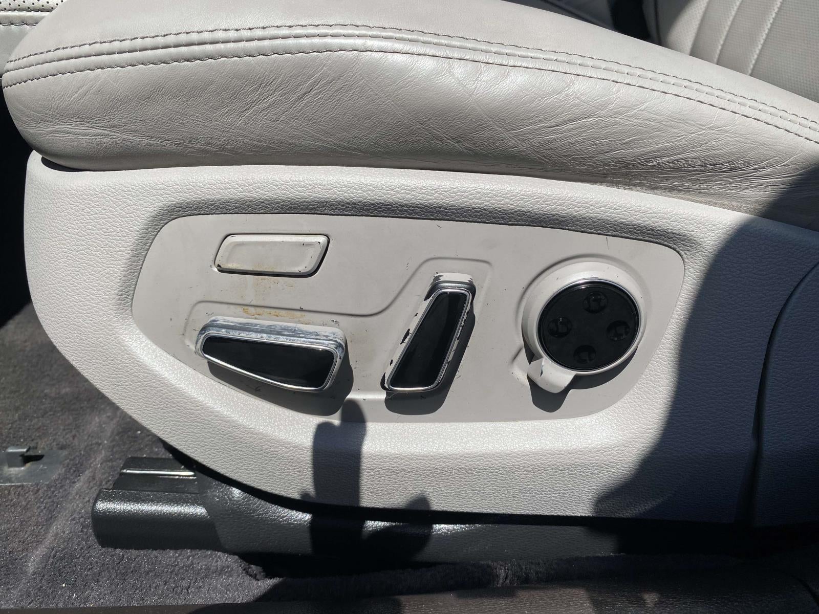 2016 Hyundai Genesis 3.8
