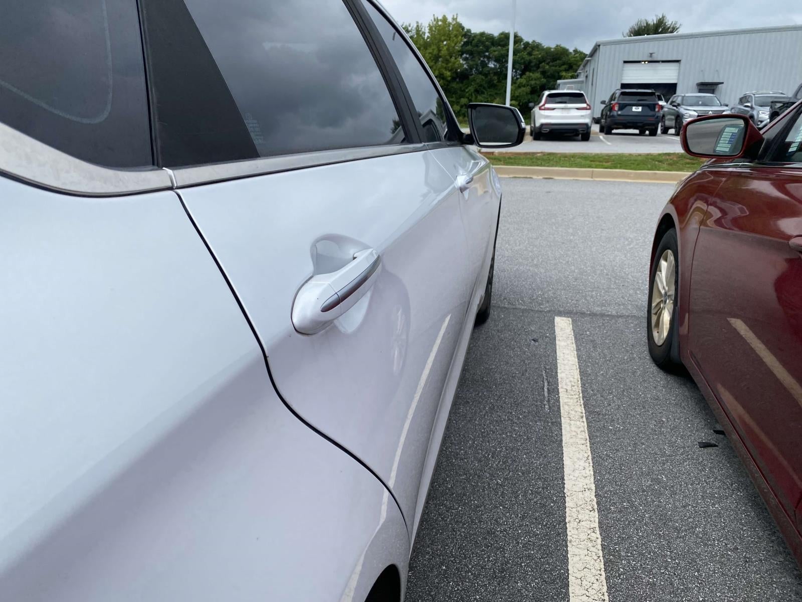 2016 Hyundai Genesis 3.8