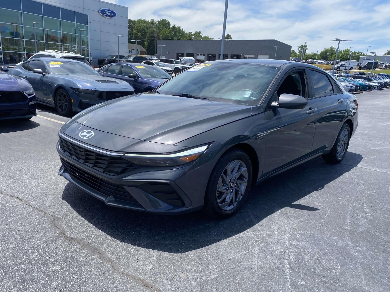2024 Hyundai Elantra SEL
