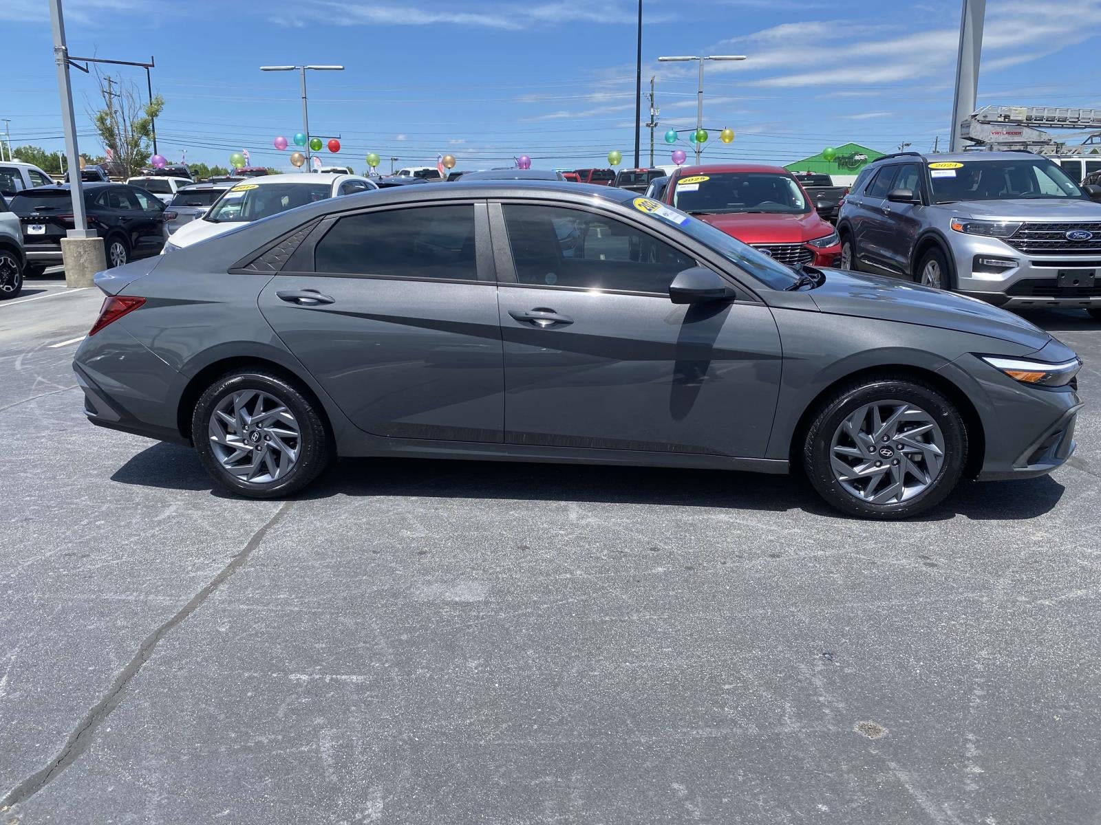 2024 Hyundai Elantra SEL