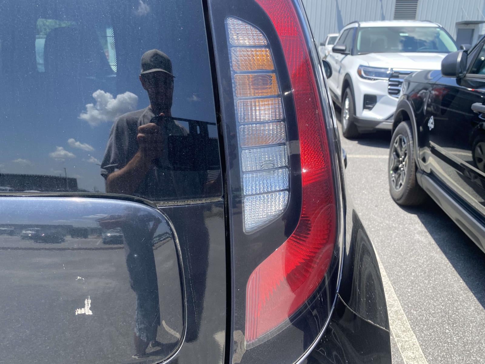 2016 Kia Soul Base