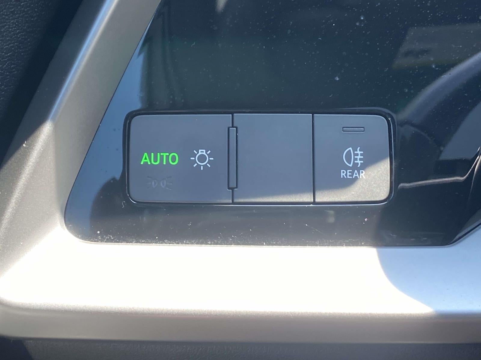 2022 Audi A3 40 Premium FrontTrak