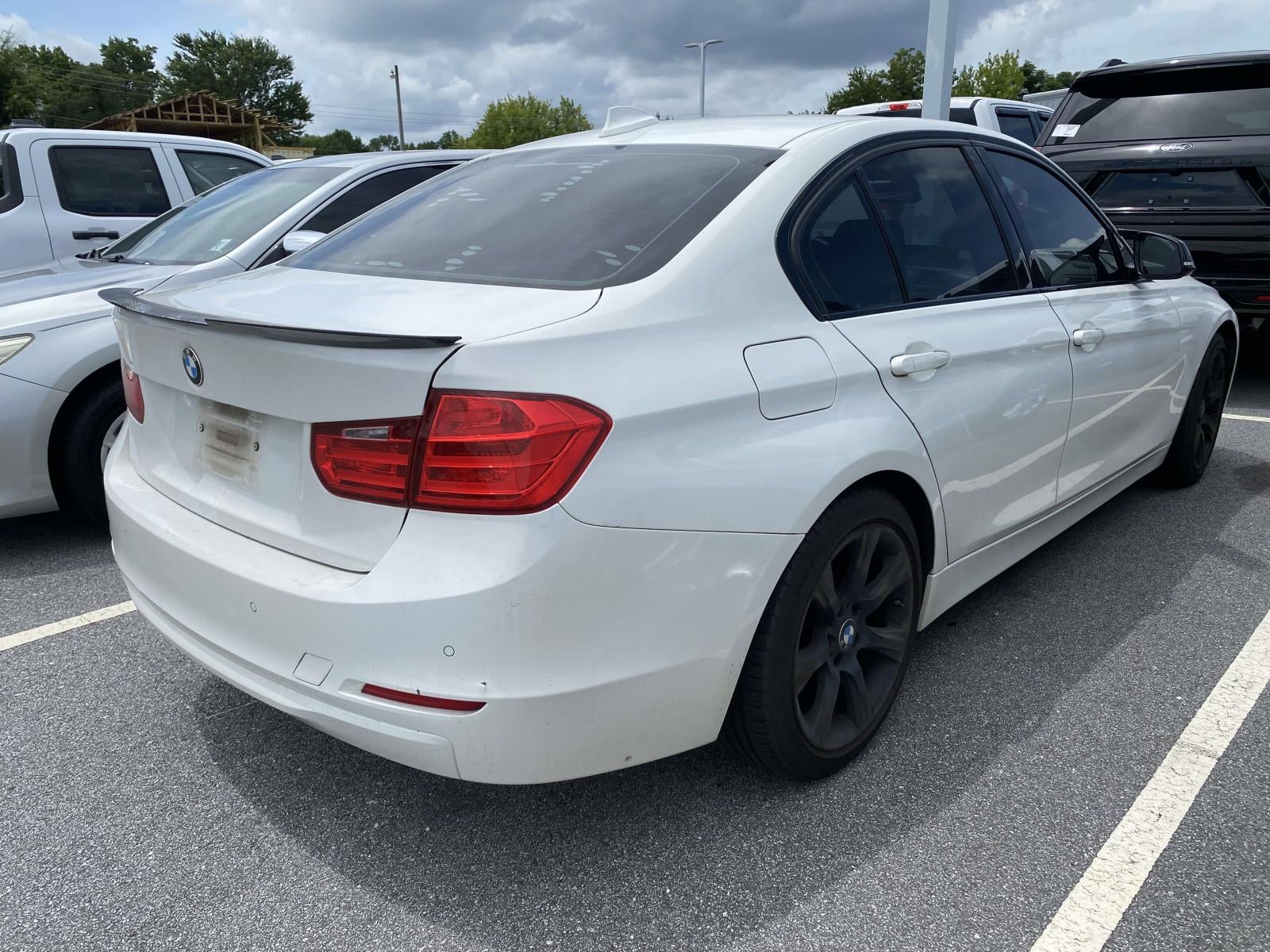2015 BMW 3 Series 320i