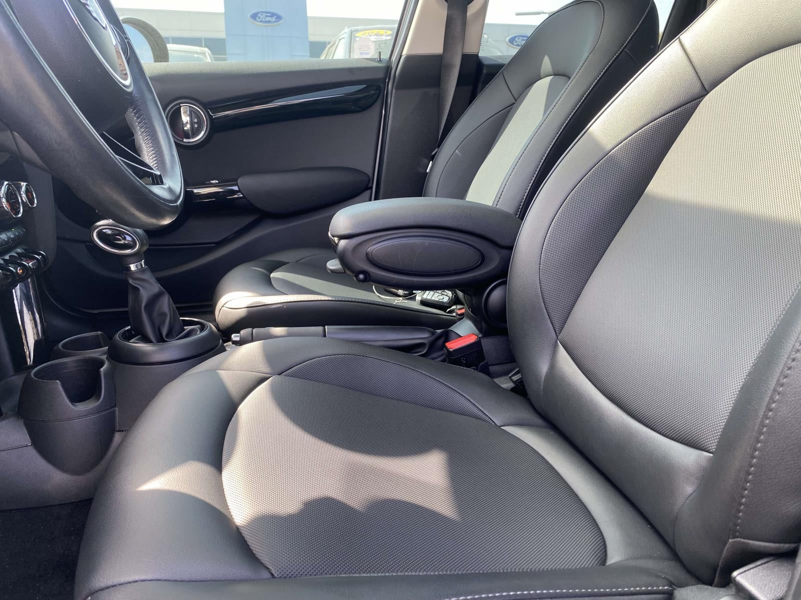 2019 MINI Cooper Classic