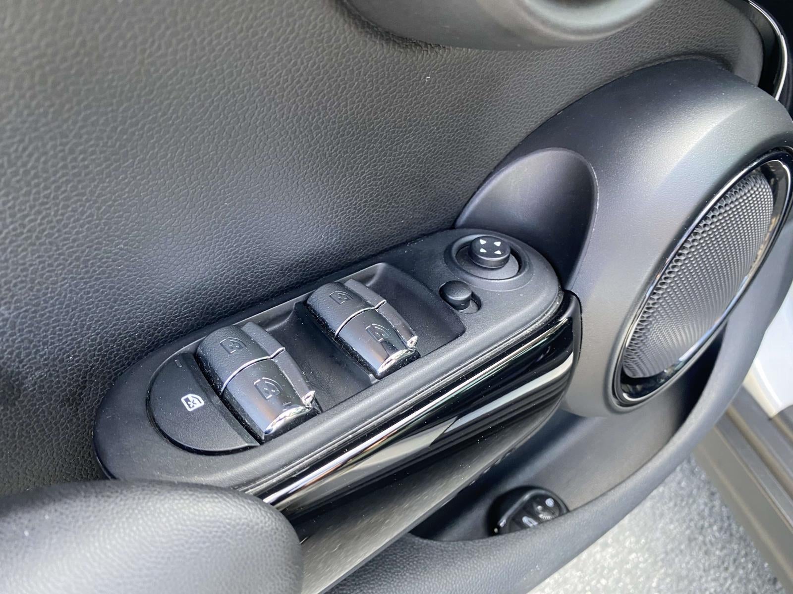 2019 MINI Cooper Classic